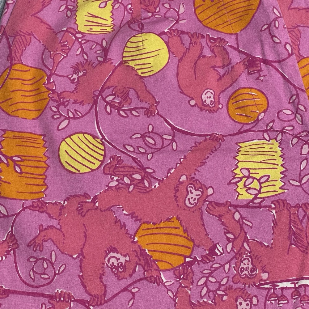 Vintage Lilly Pulitzer Monkeys & Lanterns Pink Yellow Orange Shorts Sz 6 Petite - Picture 2 of 11